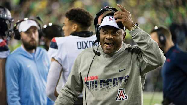 Kevin Sumlin #6_Troy Wayrynen